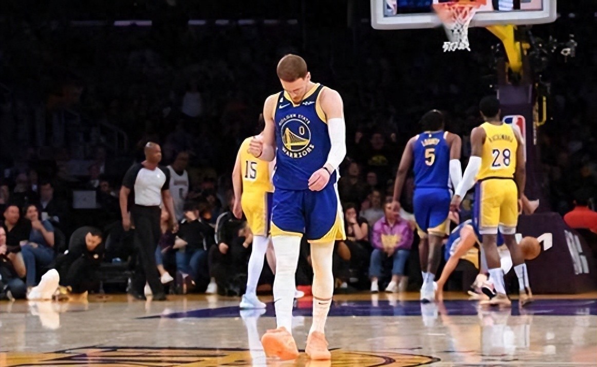 狼队主场再次失利，面临调整和改进的任务