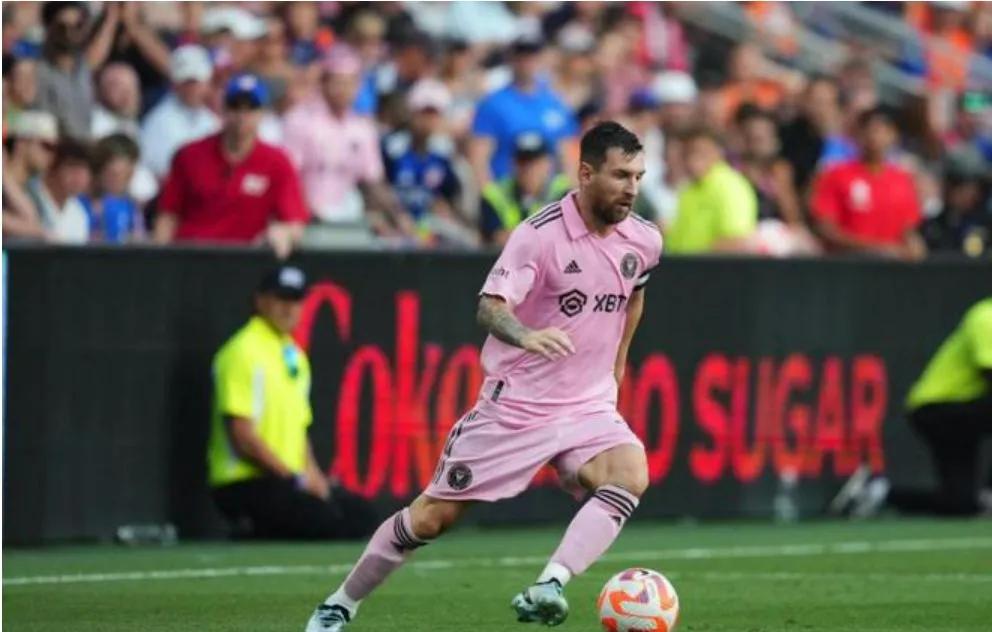 梅西与本菲卡激战正酣，补时阶段一粒世界波决定胜负！的简单介绍