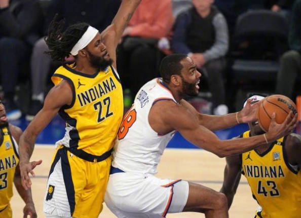  浓眉哥被交易到湖人 