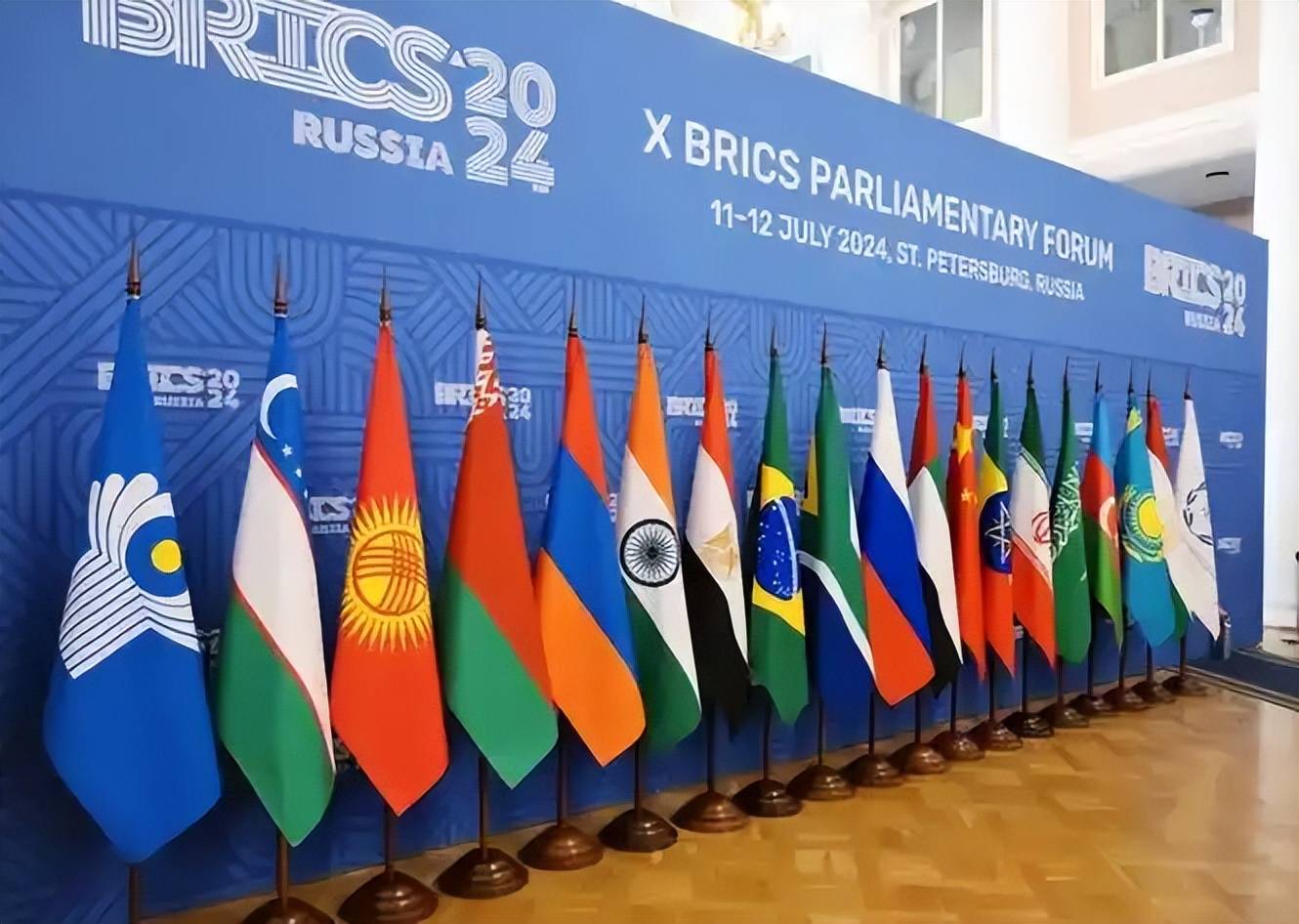  萨拉赫赛事官方发布赛事规则更新新规，塞尔维亚队争议不断！